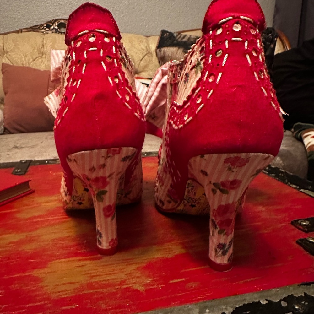 Irregular Choice Red Floral Heels with Bow - Picture 4 of 13